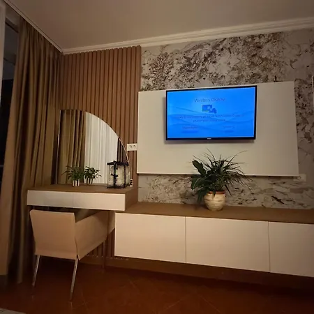 Ilio's * Sarandë